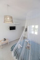 Blue Island Hotel