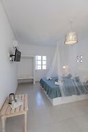 Blue Island Hotel