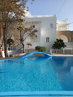 Blue Island Hotel