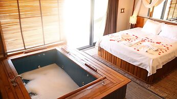 Reva Miami Hotel Restaurant SPA
