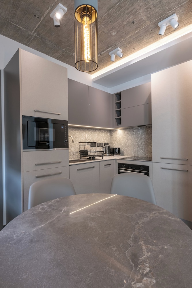 Marea Suites