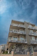 Marea Suites