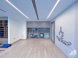 Luxurious Burj Royale One-bedroom & City Views