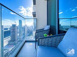 Luxurious Burj Royale One-bedroom & City Views