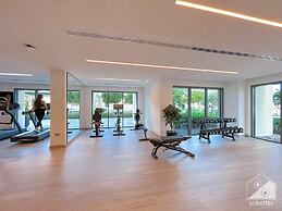 Luxurious Burj Royale One-bedroom & City Views