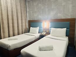 CAPE TOWN HOTEL