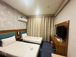 CAPE TOWN HOTEL