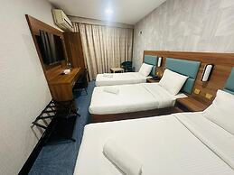 CAPE TOWN HOTEL