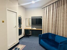 CAPE TOWN HOTEL