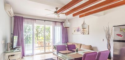 Infiniti Blu, Family Suite, Private Beach!