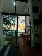 Hello Banchuen Beach
