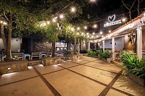 Hiriketiya Beach Resort