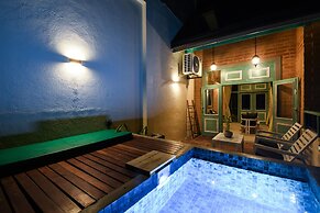 Hiriketiya Beach Resort