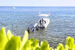 Teluk Karang Dive and Spa Resort Bali