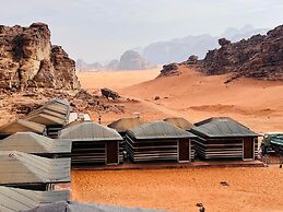 Sand star camp