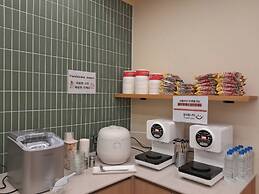 Coolstay Hotel