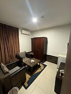 Al Thanaa Al Raqi Serviced Apartments