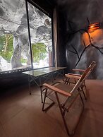 19 Degrees Resort