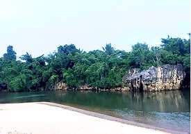 19 Degrees Resort