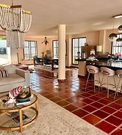 HOTEL VILLA TOTI