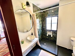 HOTEL VILLA TOTI