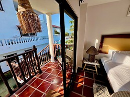 HOTEL VILLA TOTI
