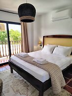 HOTEL VILLA TOTI