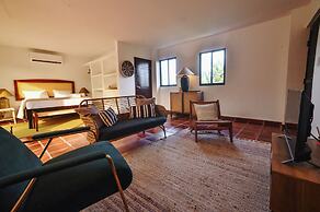 HOTEL VILLA TOTI