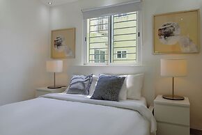 Oceanfront Condo in Ave. España Sleeps 8