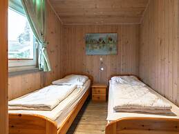 Ferienhaus mit Sauna im Ferienpark Mirow