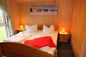Ferienhaus mit Sauna im Ferienpark Mirow