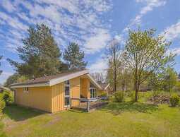 Ferienhaus mit Sauna im Ferienpark Mirow