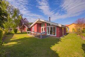 Ferienhaus mit Sauna im Ferienpark Mirow