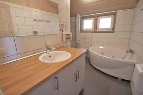 Ferienhaus mit Sauna im Ferienpark Mirow