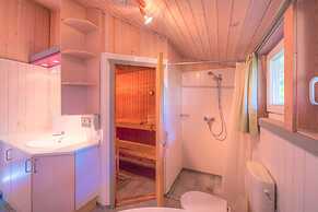 Ferienhaus mit Sauna im Ferienpark Mirow