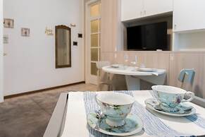 Garibaldi 24 Apartments by Rent all Como