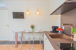 Como Dreams Apartments - Serendipity Suite by Rent all Como