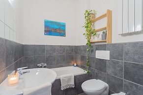 Deriva Apartment on Careno's Beach by Rent all Como