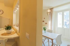 Linda Apartments by Rent all Como