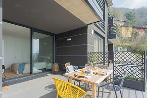 Residenza Maxim With Pool by Rent all Como