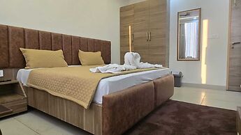 G8 Hotel