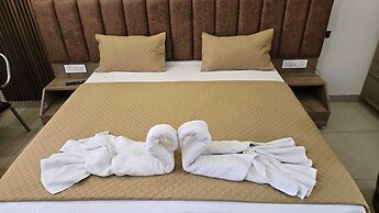 G8 Hotel