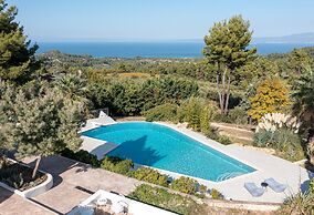 Constantin Villa By Halkidiki Villas