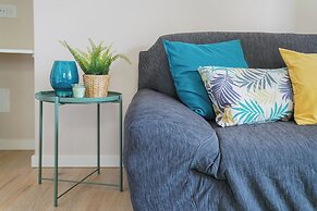 Lakeview Apartments by Rent all Como