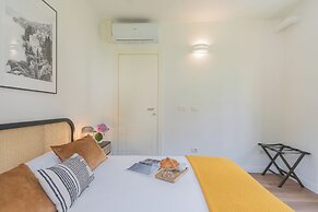 Lakeview Apartments by Rent all Como