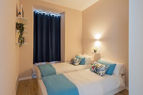 Lakeview Apartments by Rent all Como
