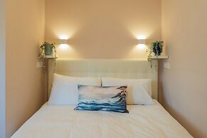 Lakeview Apartments by Rent all Como