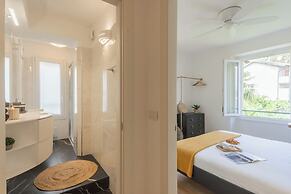 Lakeview Apartments by Rent all Como