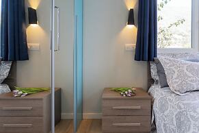 Lakeview Apartments by Rent all Como