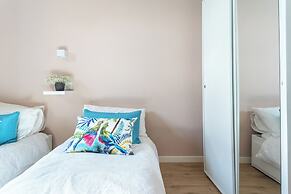 Lakeview Apartments by Rent all Como